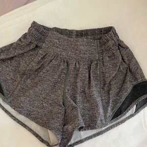 Lululemon hotty hot shorts